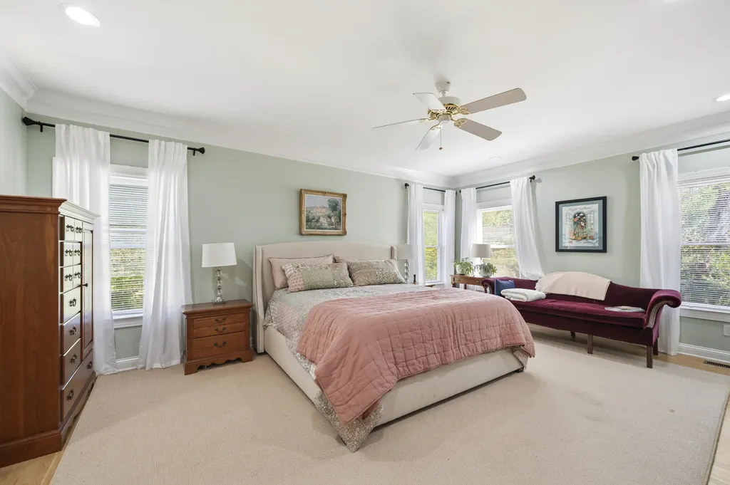 129 Taylor Avenue Paris KY 40361
