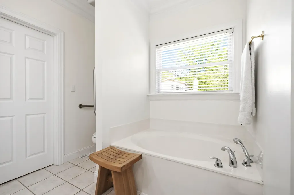 129 Taylor Avenue Paris KY 40361