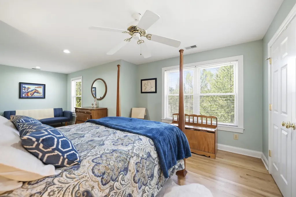 129 Taylor Avenue Paris KY 40361