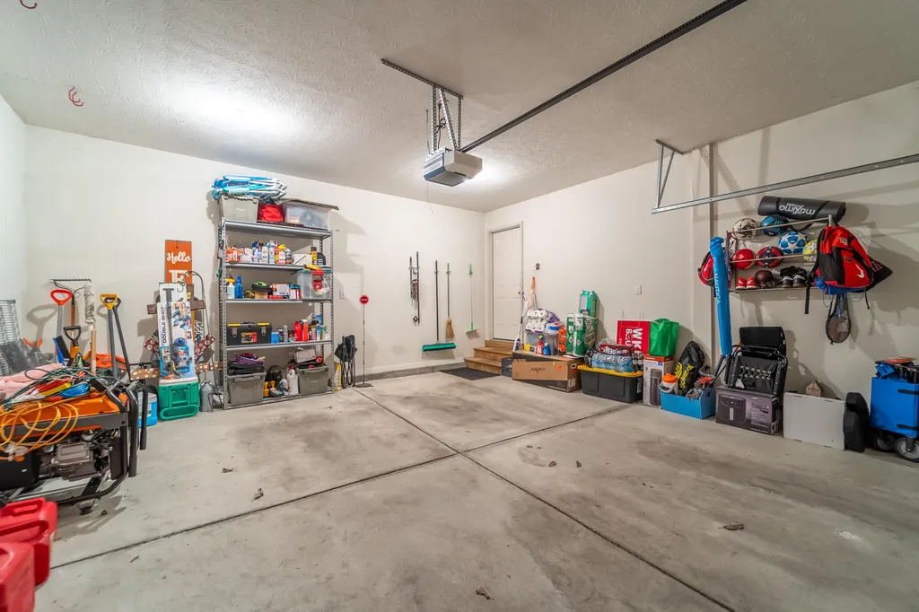 2037 Kearns Way Richmond KY 40475