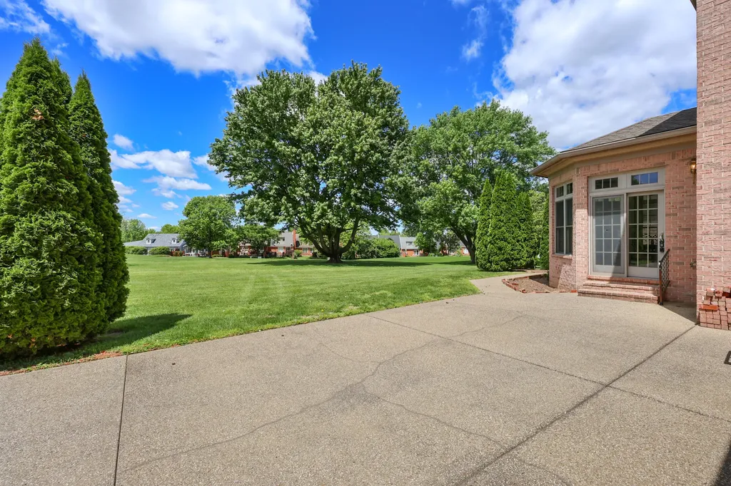 238 Duntreath Street Frankfort KY 40601