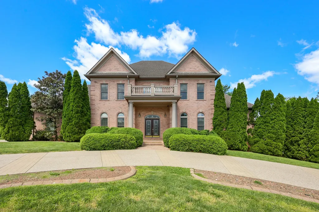 238 Duntreath Street Frankfort KY 40601
