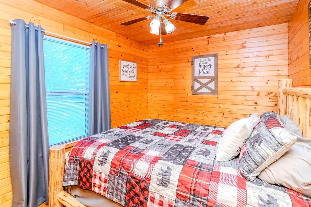 322 Weekender Lane Burkesville KY 42717