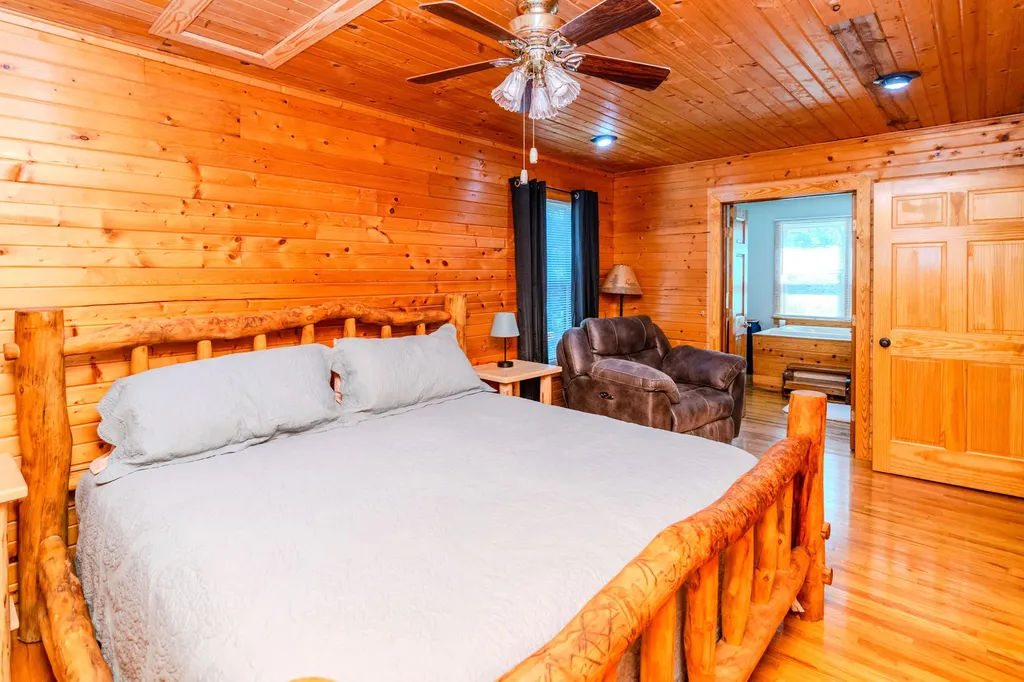 322 Weekender Lane Burkesville KY 42717