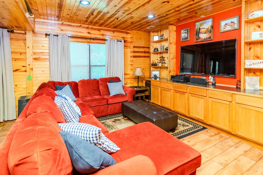 322 Weekender Lane Burkesville KY 42717