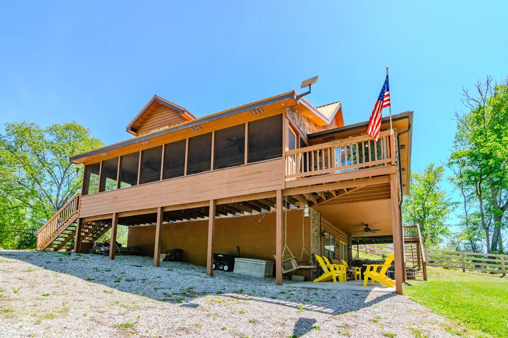 322 Weekender Lane Burkesville KY 42717