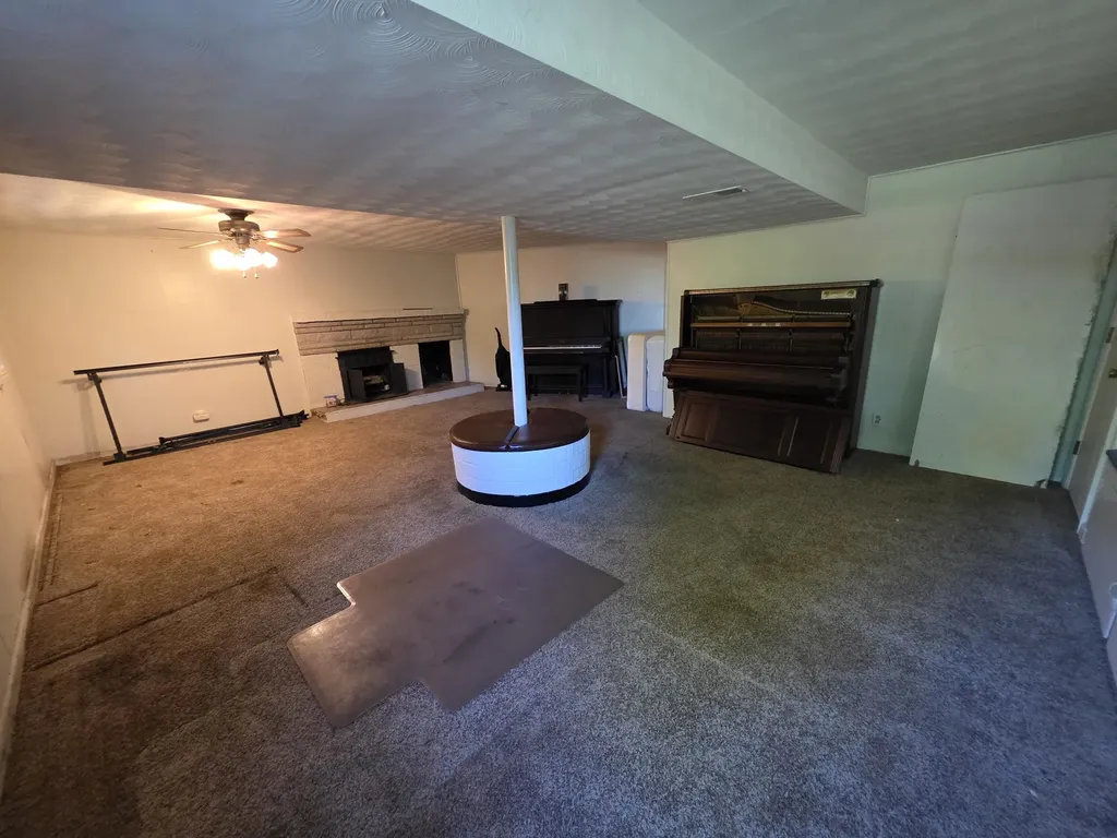 650 Elizabeth Court Harrodsburg KY 40330