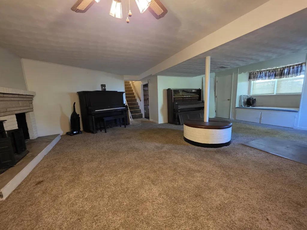 650 Elizabeth Court Harrodsburg KY 40330