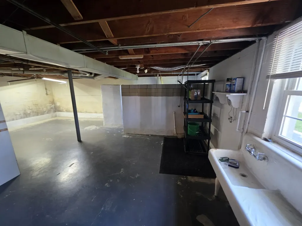 650 Elizabeth Court Harrodsburg KY 40330