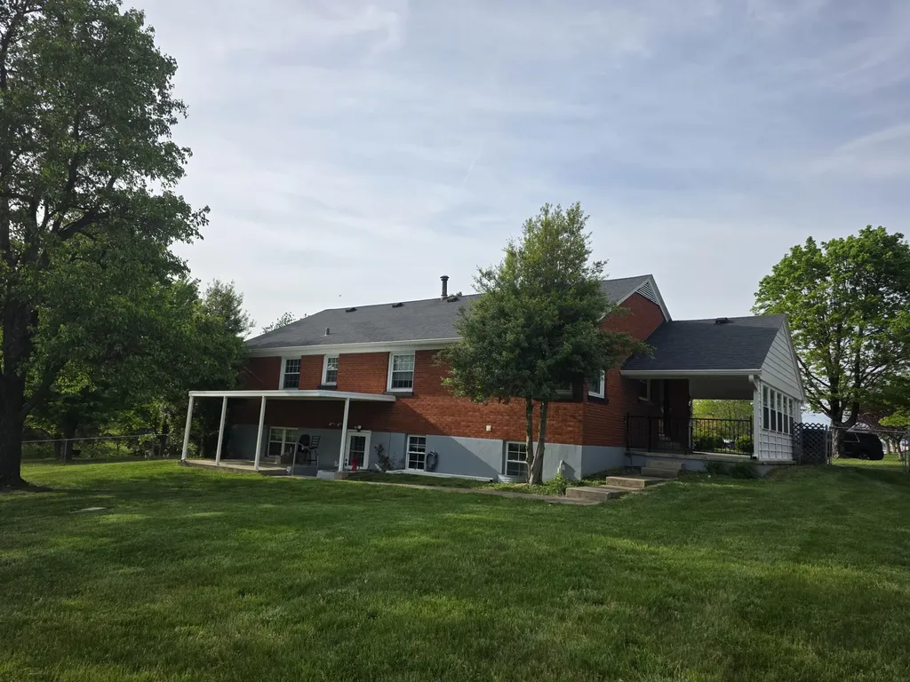 650 Elizabeth Court Harrodsburg KY 40330