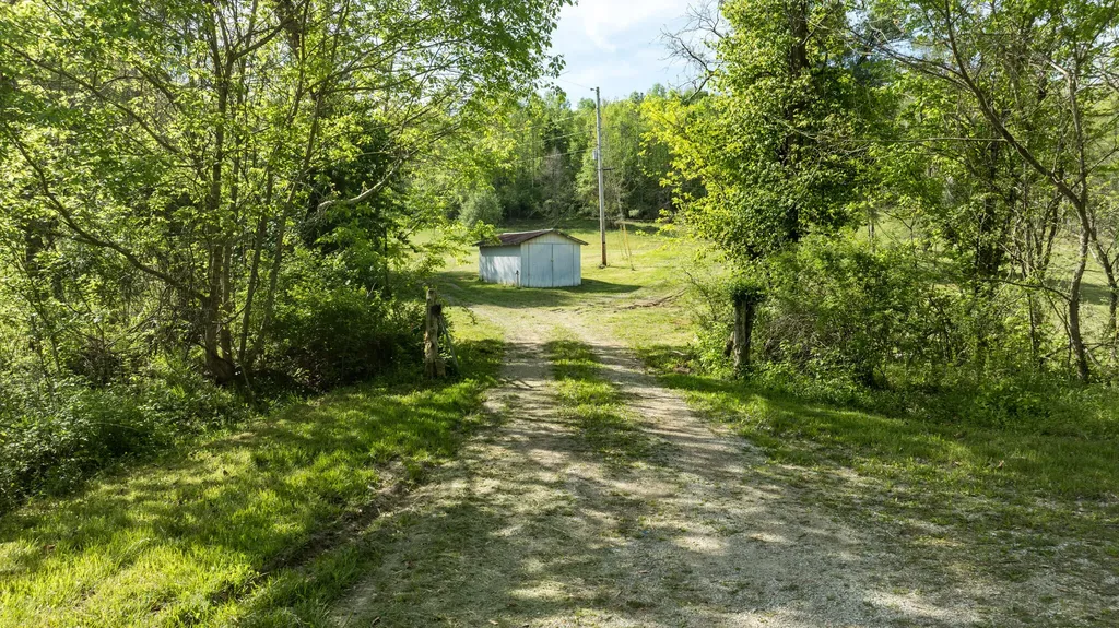 101 Irvin Phelps Road Somerset KY 42501