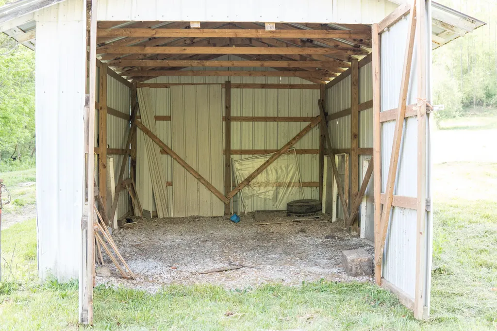 101 Irvin Phelps Road Somerset KY 42501