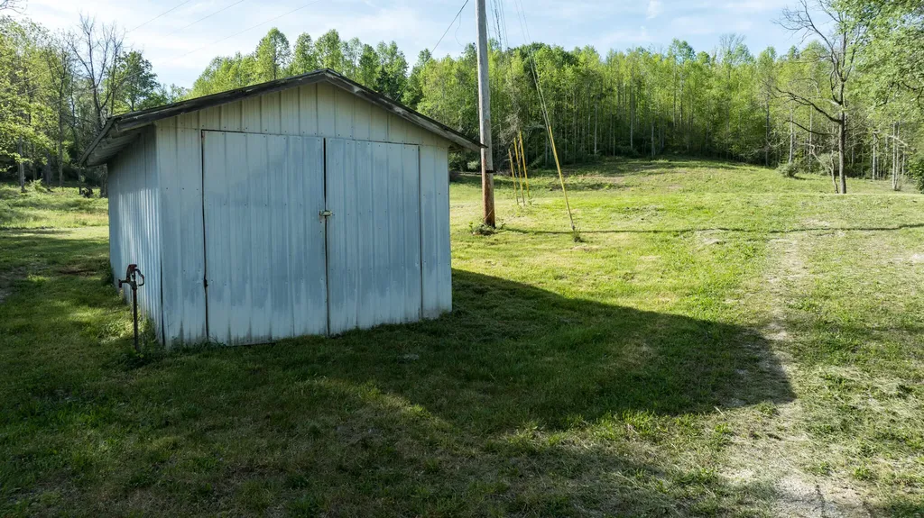 101 Irvin Phelps Road Somerset KY 42501