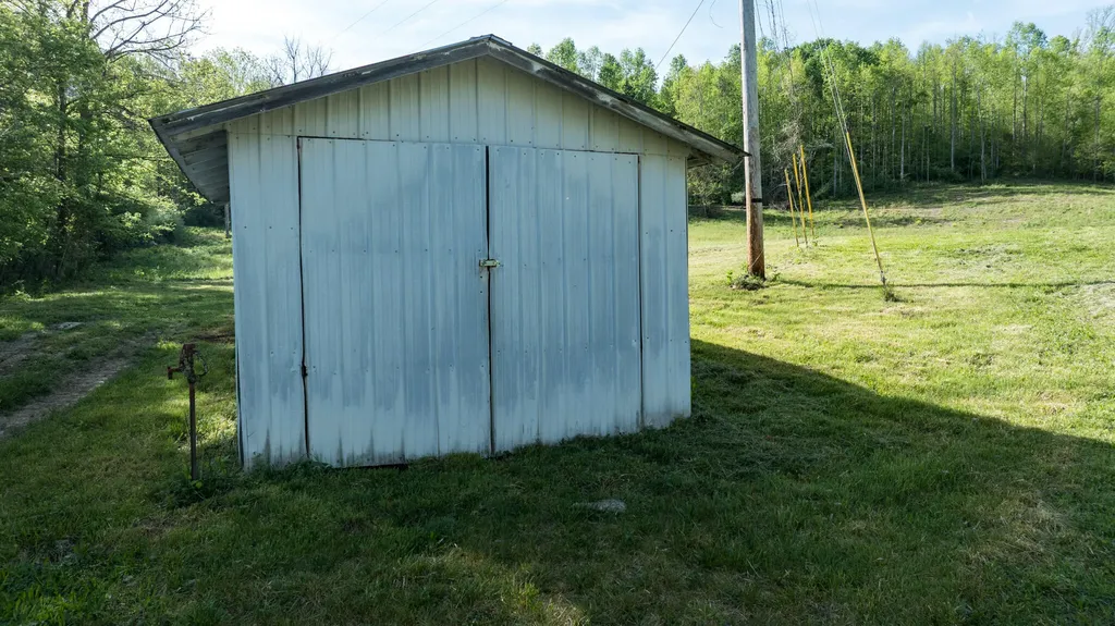 101 Irvin Phelps Road Somerset KY 42501