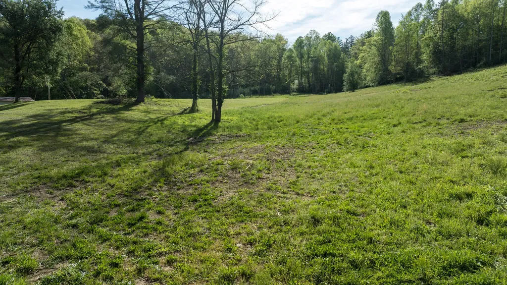 101 Irvin Phelps Road Somerset KY 42501