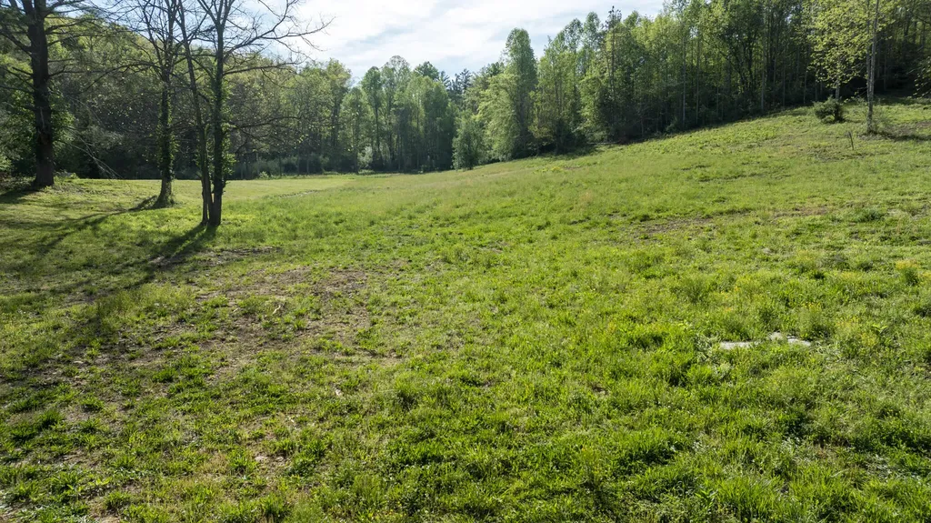 101 Irvin Phelps Road Somerset KY 42501
