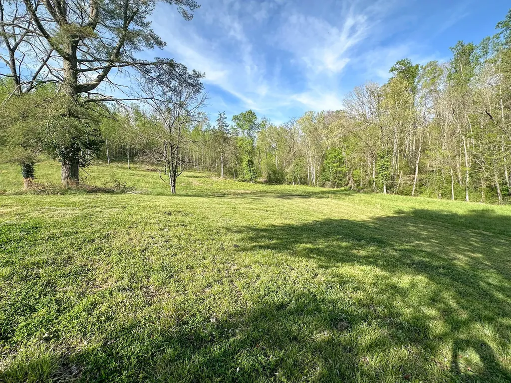 101 Irvin Phelps Road Somerset KY 42501