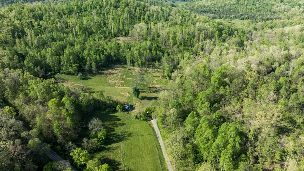 101 Irvin Phelps Road Somerset KY 42501