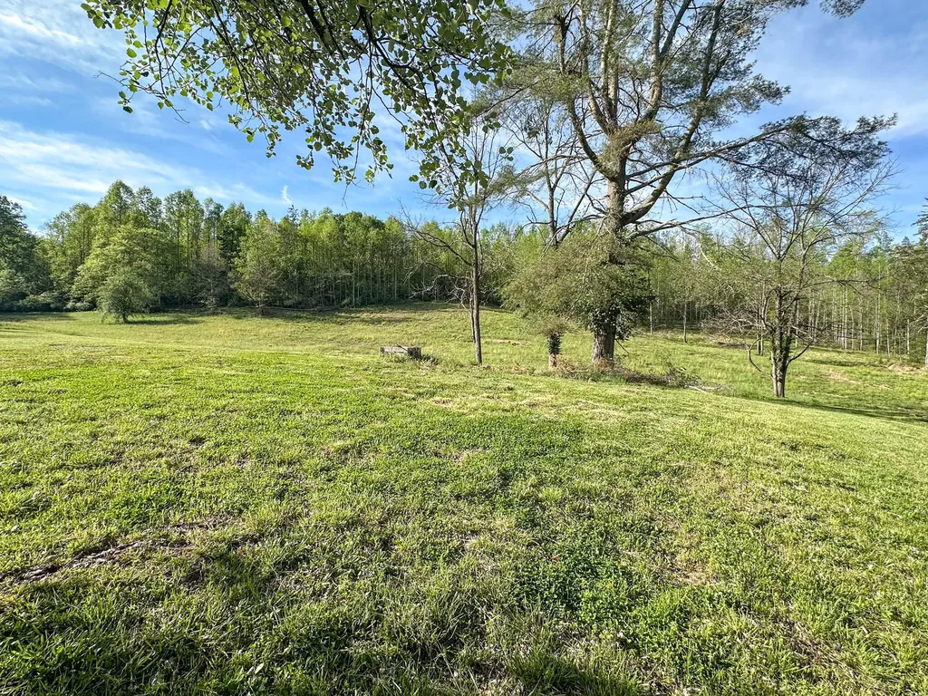 101 Irvin Phelps Road Somerset KY 42501