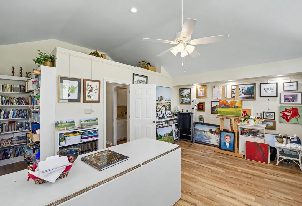 2033 Longview Drive Georgetown KY 40324
