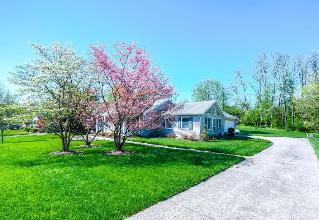 2033 Longview Drive Georgetown KY 40324