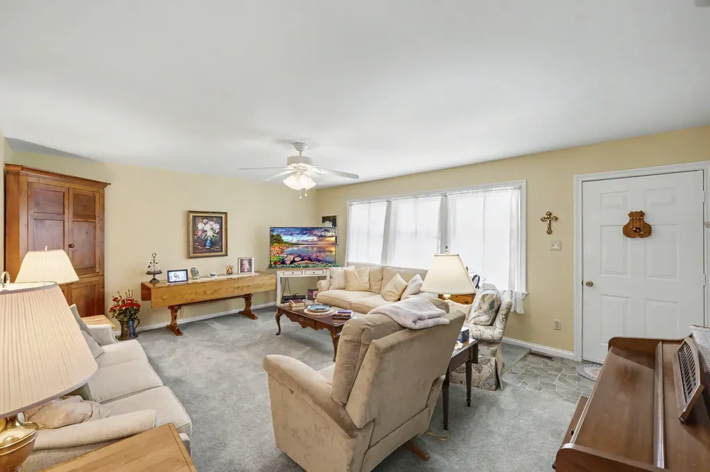 2033 Longview Drive Georgetown KY 40324
