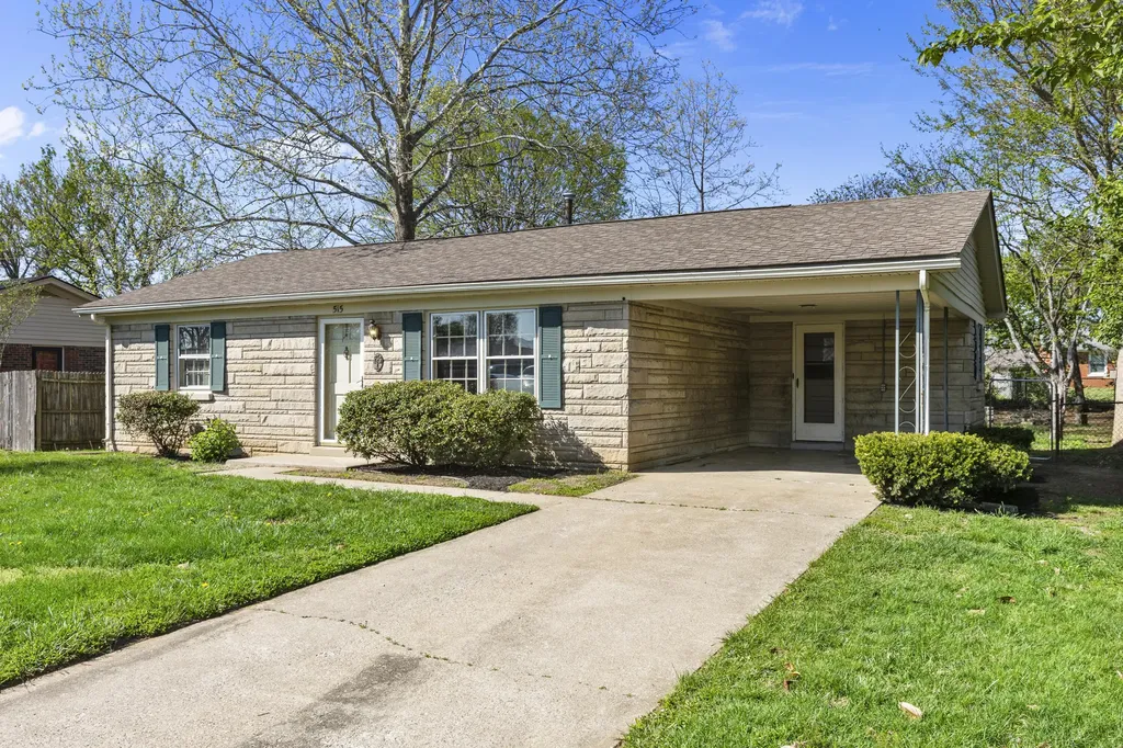 515 Barberry Lane Nicholasville KY 40356