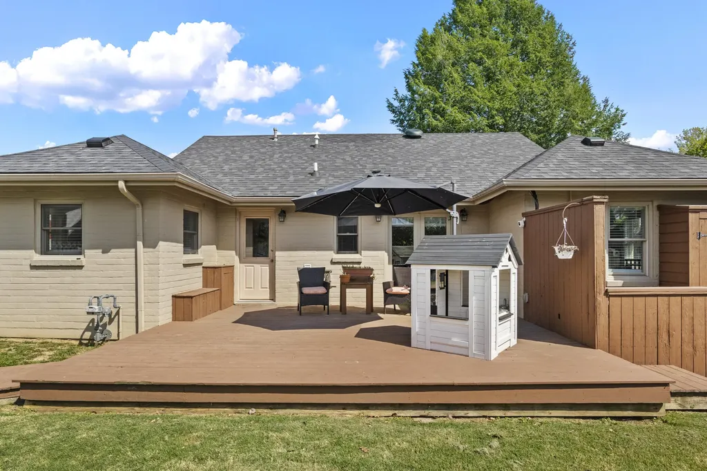 235 W Vista Street Lexington KY 40503