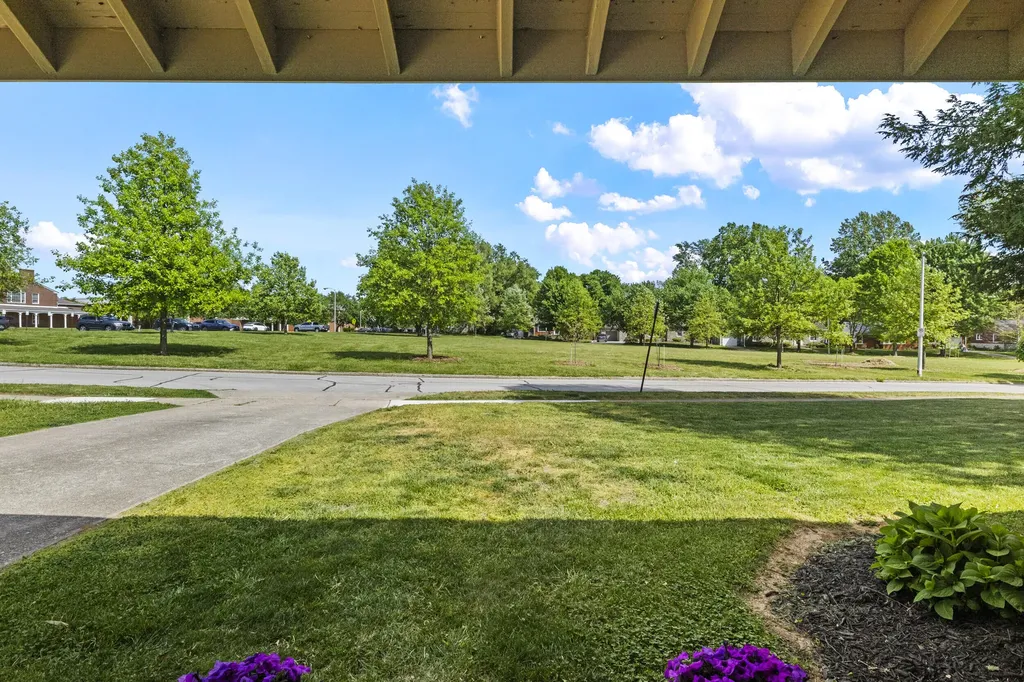 235 W Vista Street Lexington KY 40503