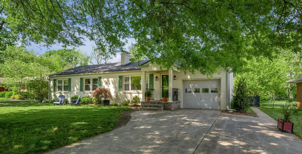 221 Greenbriar Road Lexington KY 40503