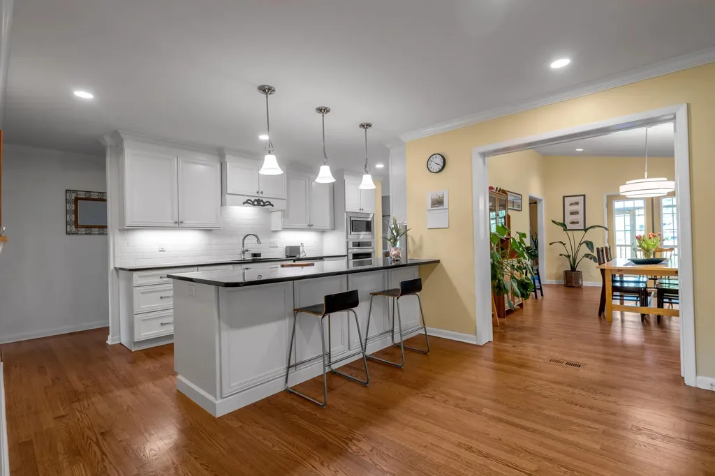 221 Greenbriar Road Lexington KY 40503