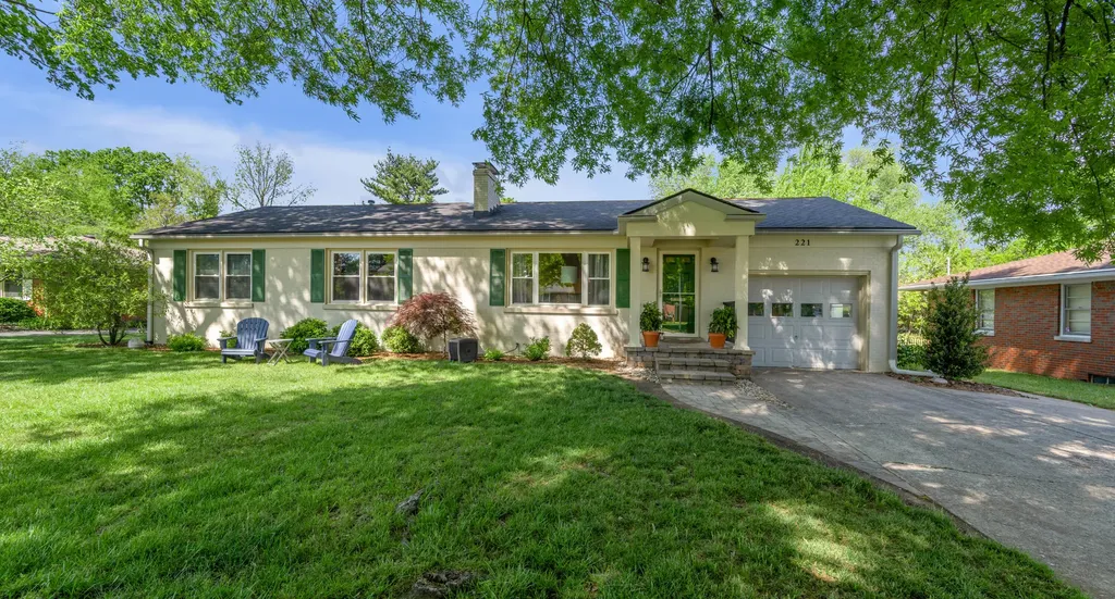 221 Greenbriar Road Lexington KY 40503