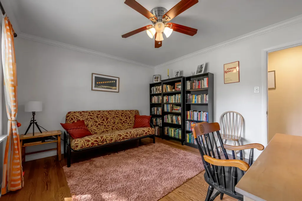 221 Greenbriar Road Lexington KY 40503