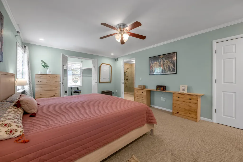 221 Greenbriar Road Lexington KY 40503