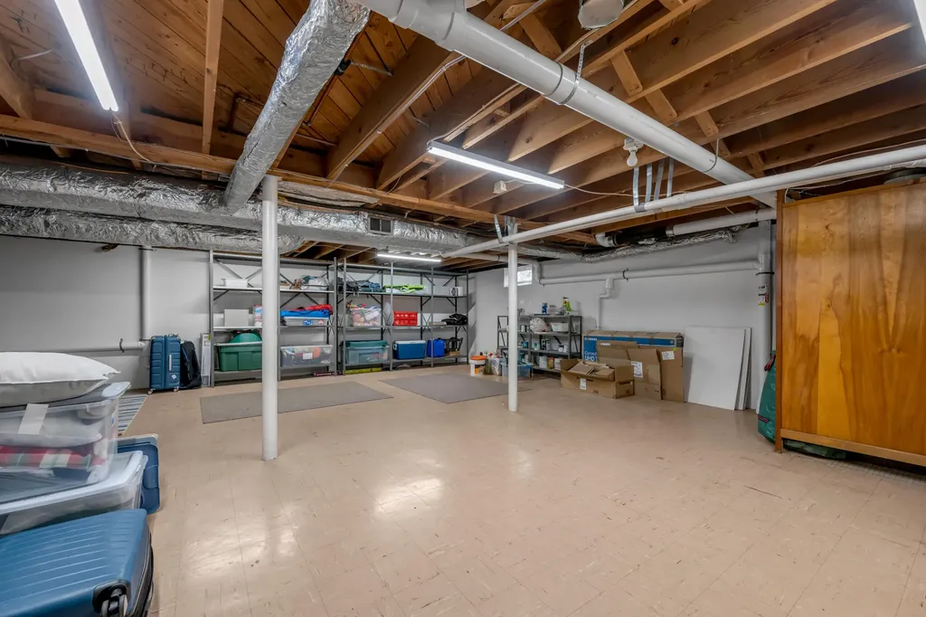 221 Greenbriar Road Lexington KY 40503