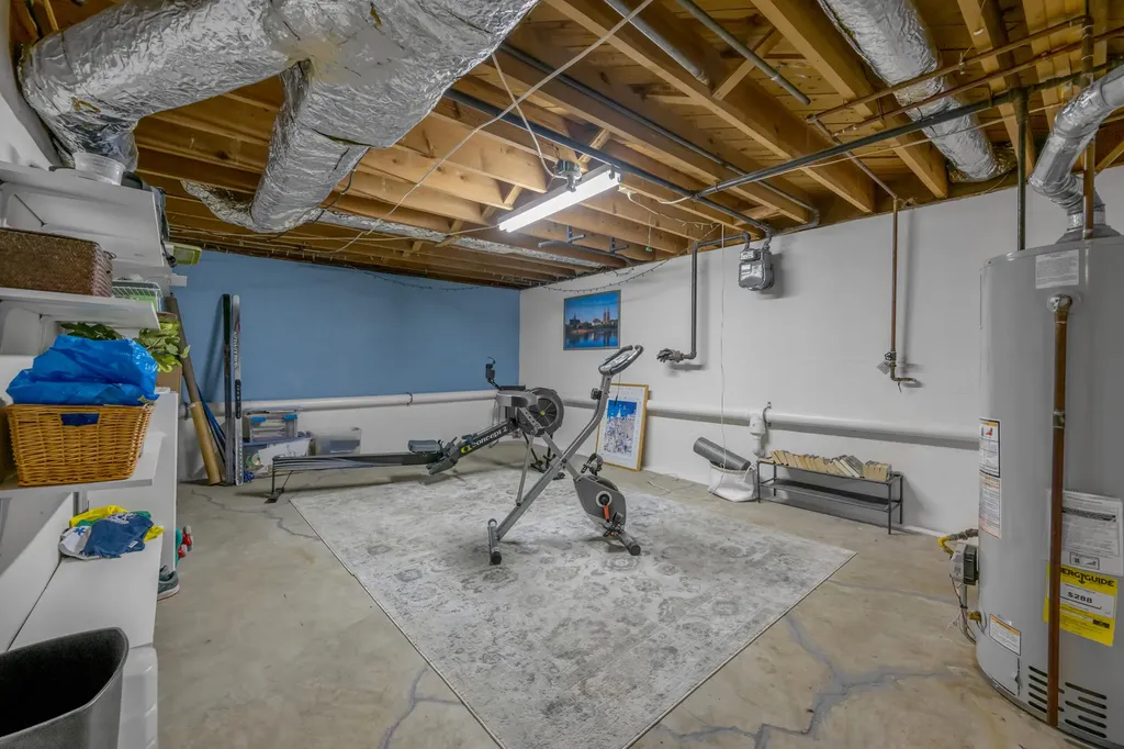 221 Greenbriar Road Lexington KY 40503