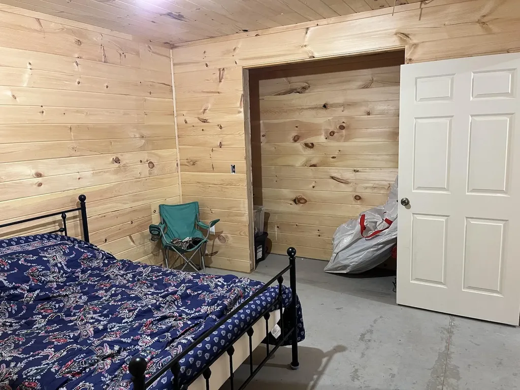 2748 Damron Creek Road Russell Springs KY 42642