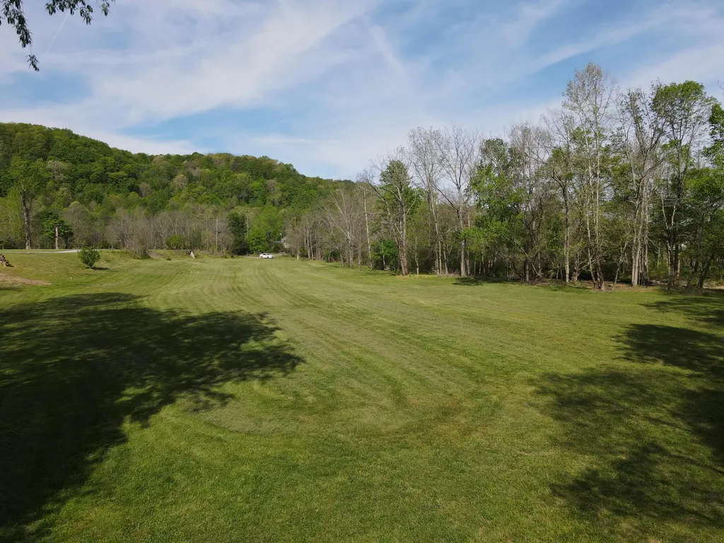 2748 Damron Creek Road Russell Springs KY 42642
