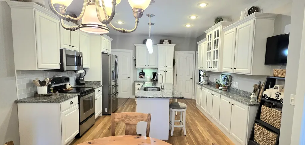149 Palisades Pointe Drive Lancaster KY 40444