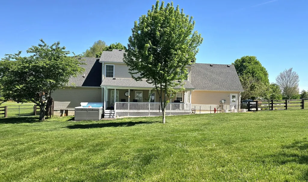149 Palisades Pointe Drive Lancaster KY 40444