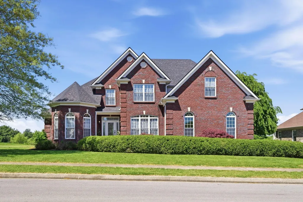 428 Houston Oaks Drive Paris KY 40361