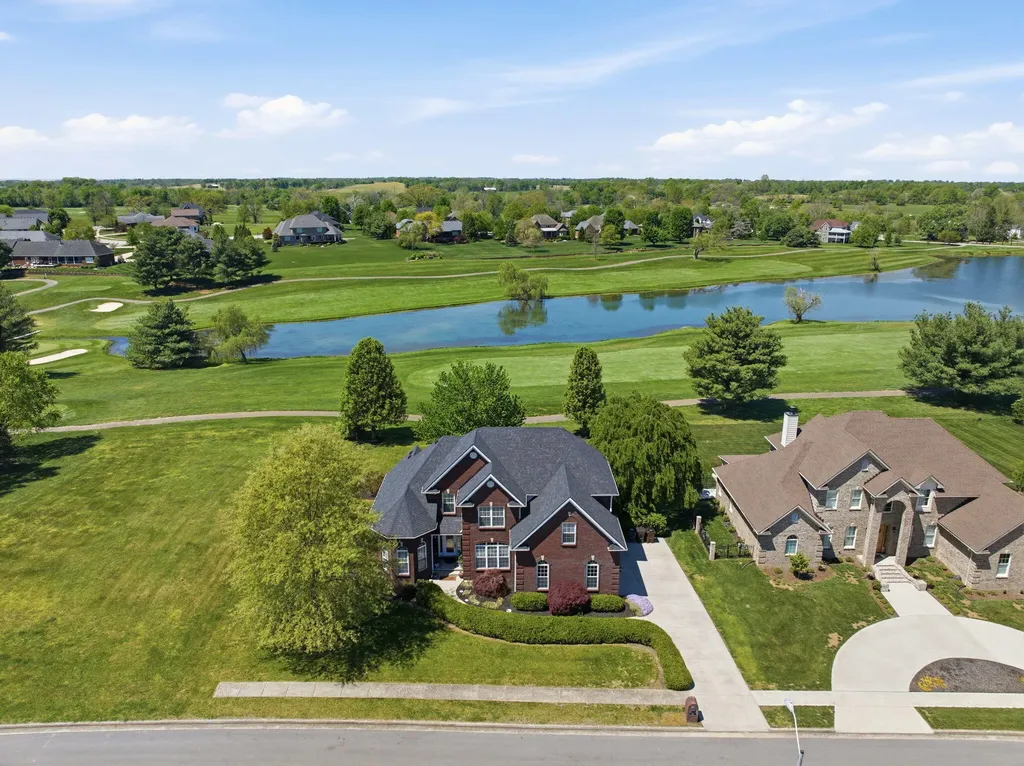 428 Houston Oaks Drive Paris KY 40361