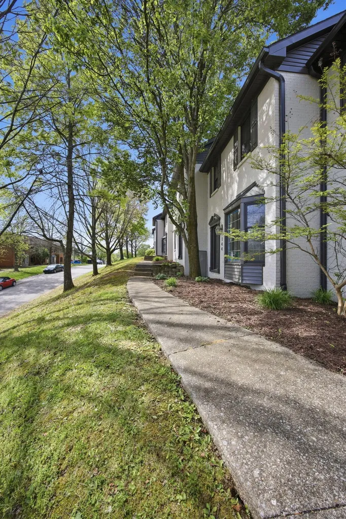 142-164 Tupelo Trail Frankfort KY 40601