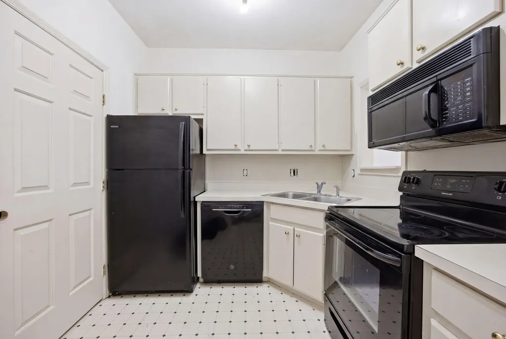 142-164 Tupelo Trail Frankfort KY 40601