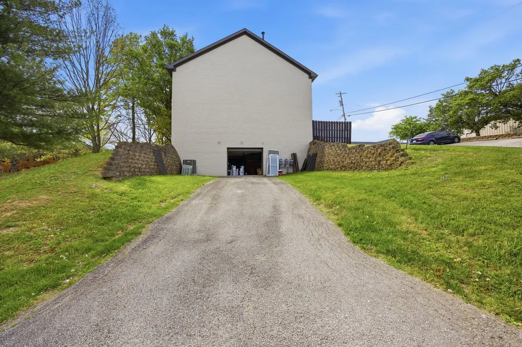 142-164 Tupelo Trail Frankfort KY 40601