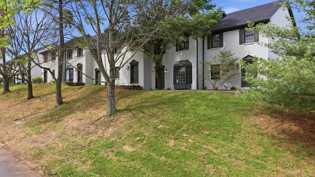 142-164 Tupelo Trail Frankfort KY 40601