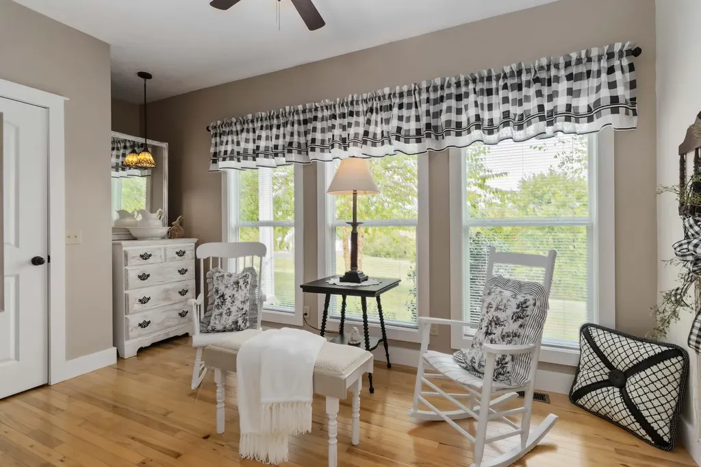 241 Perdue Road Monticello KY 42633