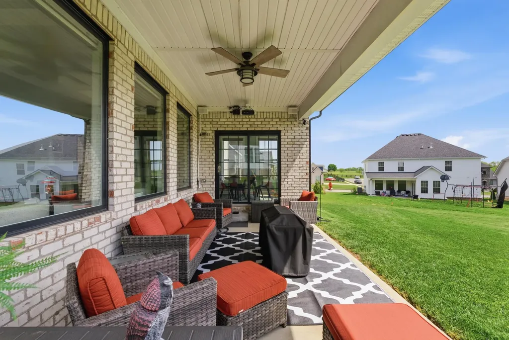 111 Tattersalls Drive Nicholasville KY 40356