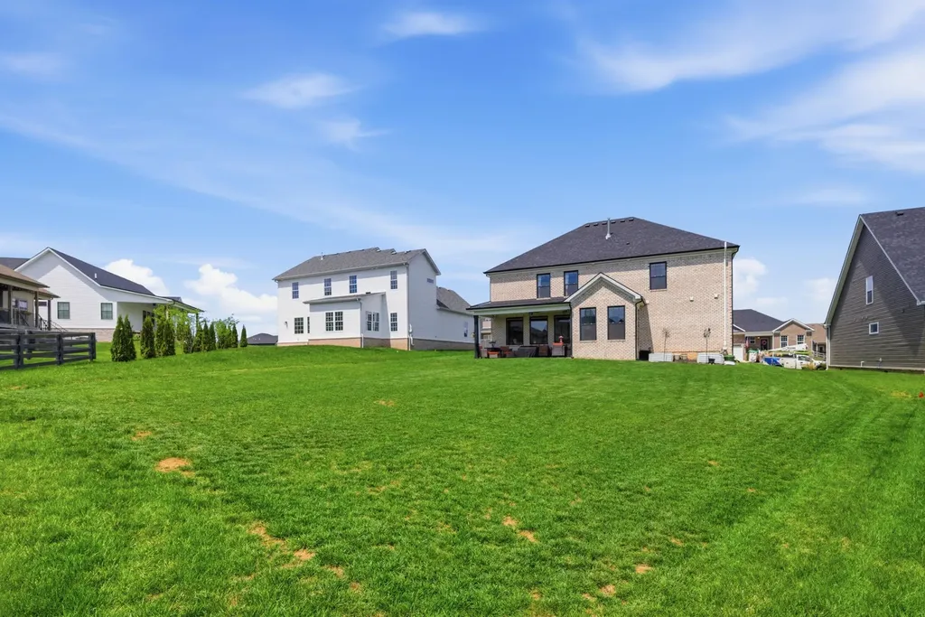 111 Tattersalls Drive Nicholasville KY 40356