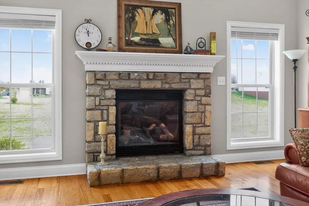 4032 Pine Grove Road Versailles KY 40383